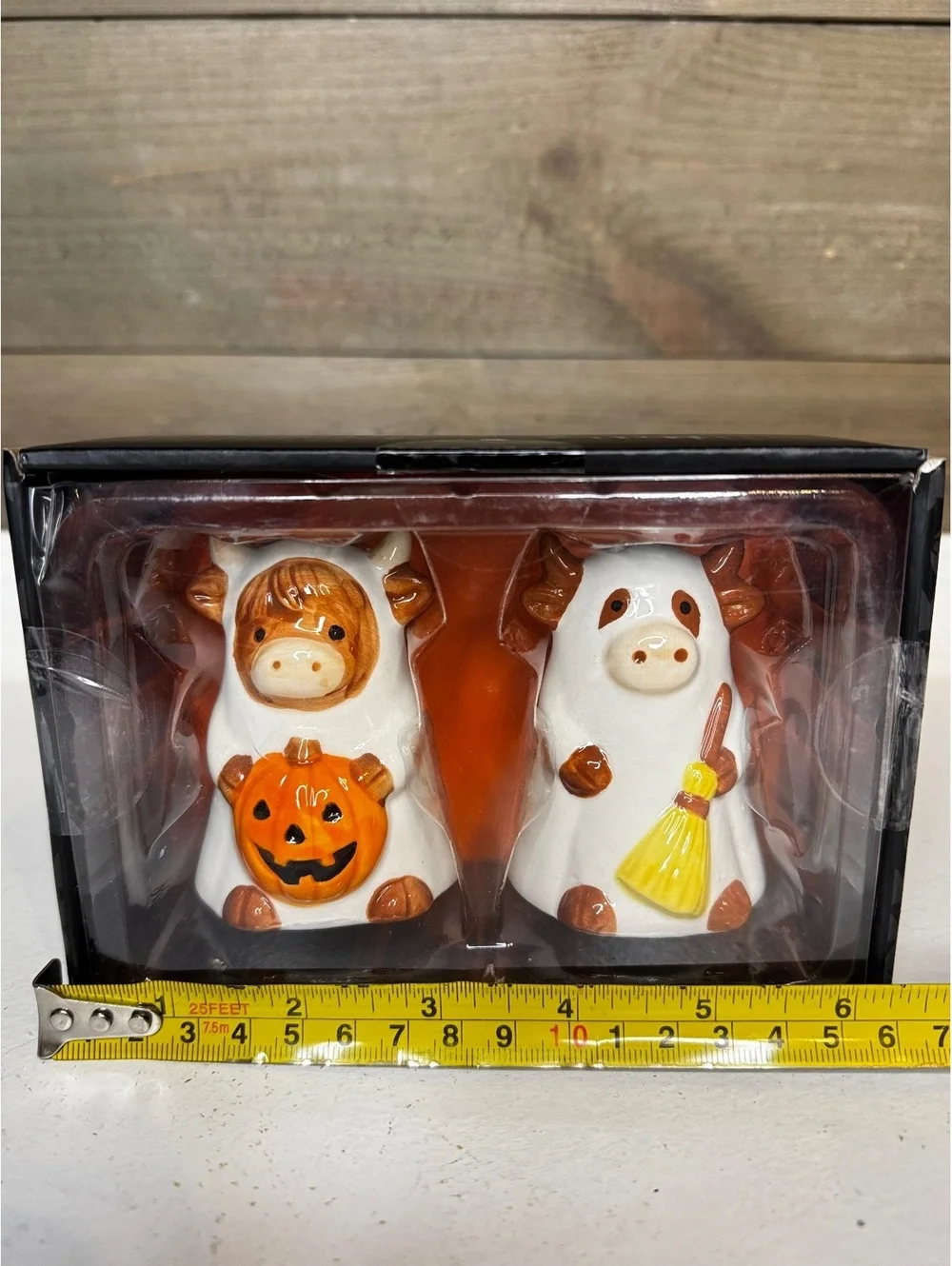 Halloween Ghost Highland Cow Ceramic Figurines - Pumpkin & Broom Set 2pc NEW